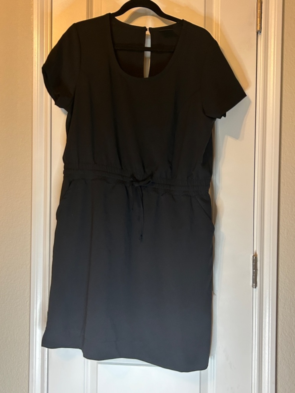 Classic Black Short Sleeve Drawstring Waist Dress